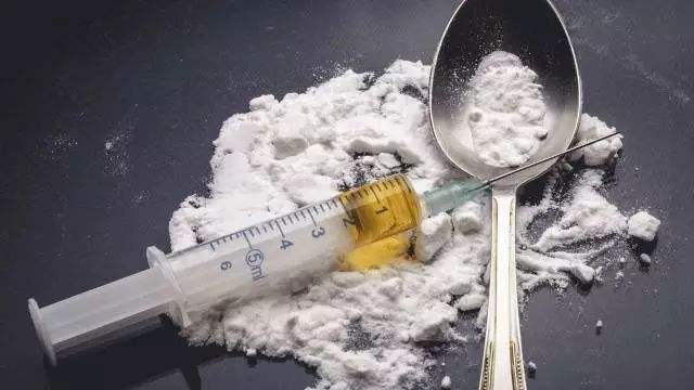 吸海洛因多少次會上癮？